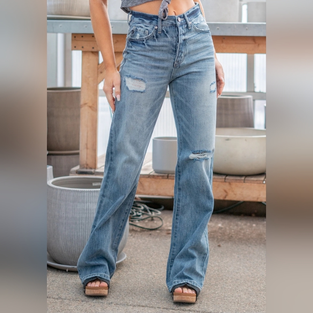 KanCan 90's Ultra High Rise Button Fly Flare Jeans Size 5/26